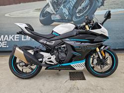 CFMOTO 450 SR ABS