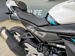 2023 CFMOTO 450 SR ABS