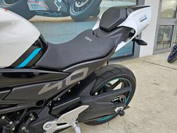 2023 CFMOTO 450 SR ABS