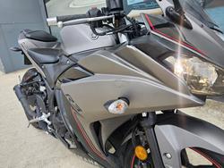2015 Yamaha YZF-R3 GREY