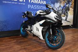 2025 CFMOTO 675 SR-R White