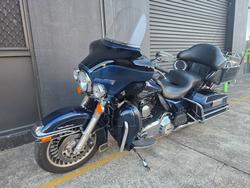 2013 HARLEY-DAVIDSON FLHTCU U/C ELECTRA GLIDE BLUE