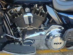 2013 HARLEY-DAVIDSON FLHTCU U/C ELECTRA GLIDE BLUE