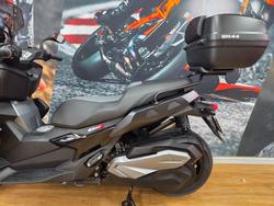 2022 BMW Motorrad C 400 X Black