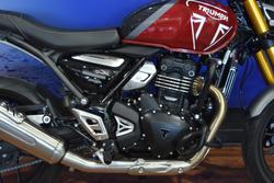2024 TRIUMPH SPEED 400 Red