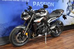 2023 TRIUMPH STREET TRIPLE RS Silver