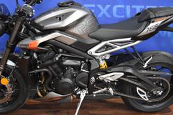 2023 TRIUMPH STREET TRIPLE RS Silver