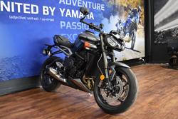 2023 TRIUMPH STREET TRIPLE RS Silver