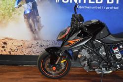 2017 Ktm 1290 SUPER DUKE R Black