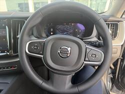 2024 Volvo XC60 Plus B5