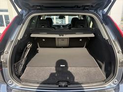 2024 Volvo XC60 Plus B5