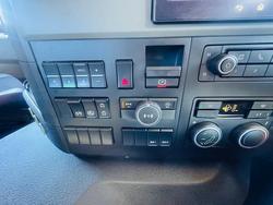 2022 Volvo Fm 460 White
