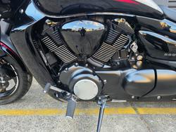 2018 Suzuki VZR 1800BZ BOULEVARD (M109R) BLACK
