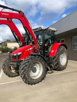 Massey Ferguson 5609 Essential CAB 90 HP DYNA4 FEL 1937 Hours