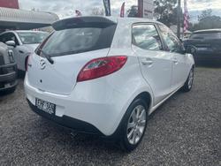 2010 Mazda 2 Maxx DE Series 1 Crystal White Pearl