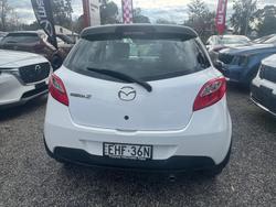 2010 Mazda 2 Maxx DE Series 1 Crystal White Pearl