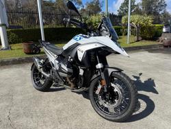 BMW R 1300 GS Pure