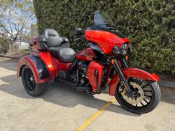 2025 Harley-davidson FLHTCUTG TRI GLIDE U/CLC 114 Black