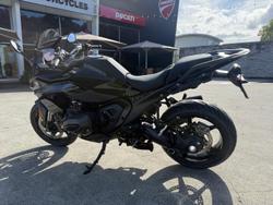2025 BMW R 1300 RS Triple Black R 1300 Black