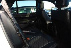 2024 Ford Everest Platinum