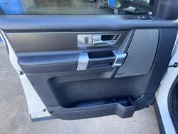 2010 Land Rover Discovery 4 TdV6 SE Series 4 MY10 4X4 Constant Alaska White
