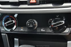 2025 Kia
Seltos S