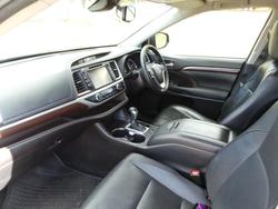 2015 Toyota Kluger Grande