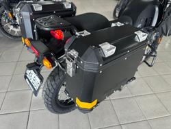 2021 Royal Enfield Himalayan E5 Premium Himalayan Black