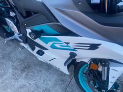 2024 Yamaha YZF-R3 White