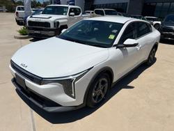 2025 Kia K4 S