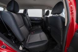 2019 Nissan
                X-TRAIL ST