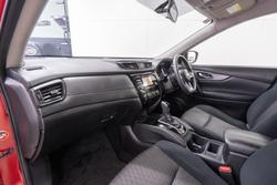 2019 Nissan
                X-TRAIL ST