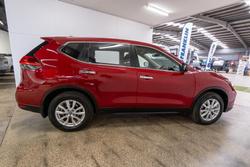 2019 Nissan
                X-TRAIL ST