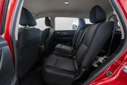 2019 Nissan
                X-TRAIL ST