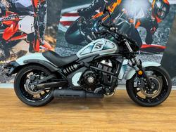 Kawasaki Vulcan S SE