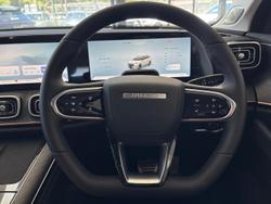 2025 Jaecoo J8 Track