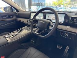 2025 Jaecoo J8 Track