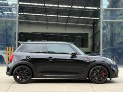 2022 MINI Hatch John Cooper Works Classic F56 LCI-2 Midnight Black