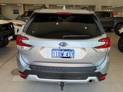 2018 SUBARU FORESTER