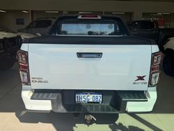 2022 ISUZU D-MAX
