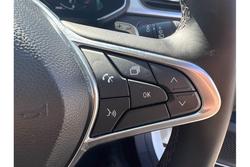 2022 Renault
Captur Intens