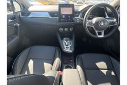 2022 Renault
Captur Intens