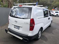 2016 Hyundai iLoad TQ3-V Series II MY17 Creamy White