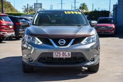 2017 Nissan
                QASHQAI TL