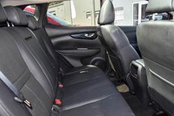 2017 Nissan
                QASHQAI TL