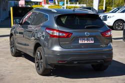 2017 Nissan
                QASHQAI TL