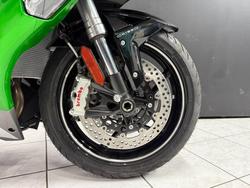 2025 Kawasaki NINJA H2 SX SE Green