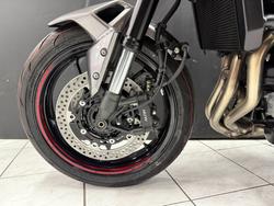 2025 Kawasaki 2025 Kawasaki 900CC Z900 CARBON/GRAPHITE/CANDYRED