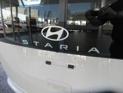 2025 Hyundai STARIA Highlander