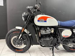 2025 Royal Enfield INTERCEPTOR 650 E5 CLASSIC White